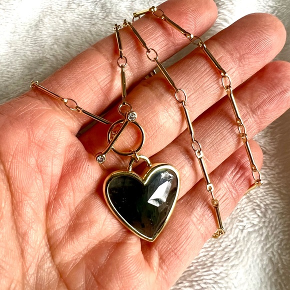 Choose from 10! 14k Subtle Flash Labradorite ❤️ Heart Toggle Necklace Pendant - Picture 4 of 15